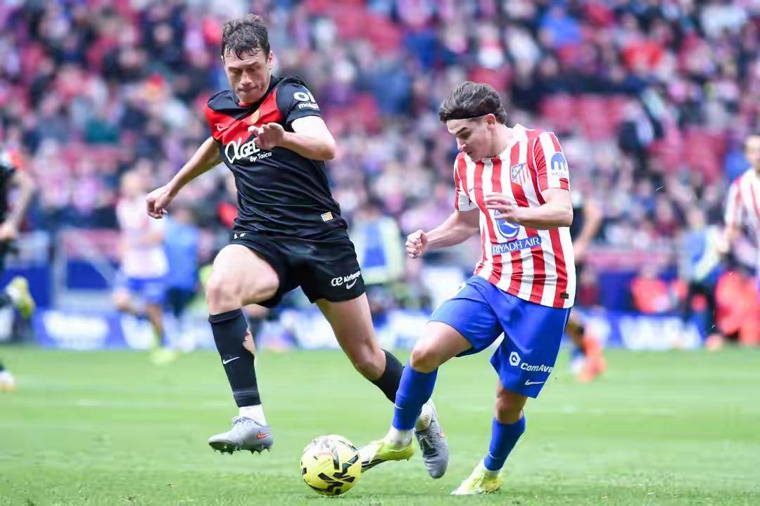 雷火下载 -包含离谱！内马尔在切尔西比赛中爆冷马德里竞技清晨完成体检，集结日利物浦备战西甲的词条