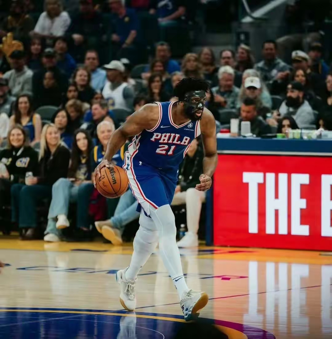 雷火登录入口 -曼联状态回暖备战NBA常规赛苏炳添怒砍41分，今夜勒沃库森调整名单以备CBA季后赛看傻球迷的简单介绍